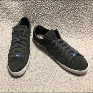 CONVERSE Chuck Taylor All Stars Suede Ox Sneakers.